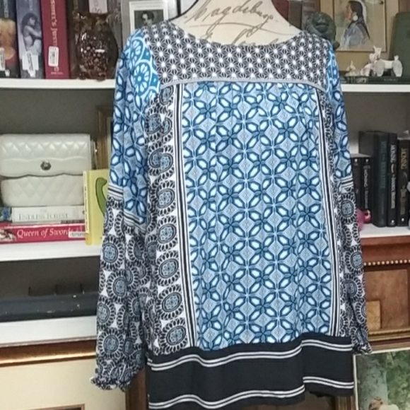 LOFT Tops - Loft blue, white and black blouse Size XL